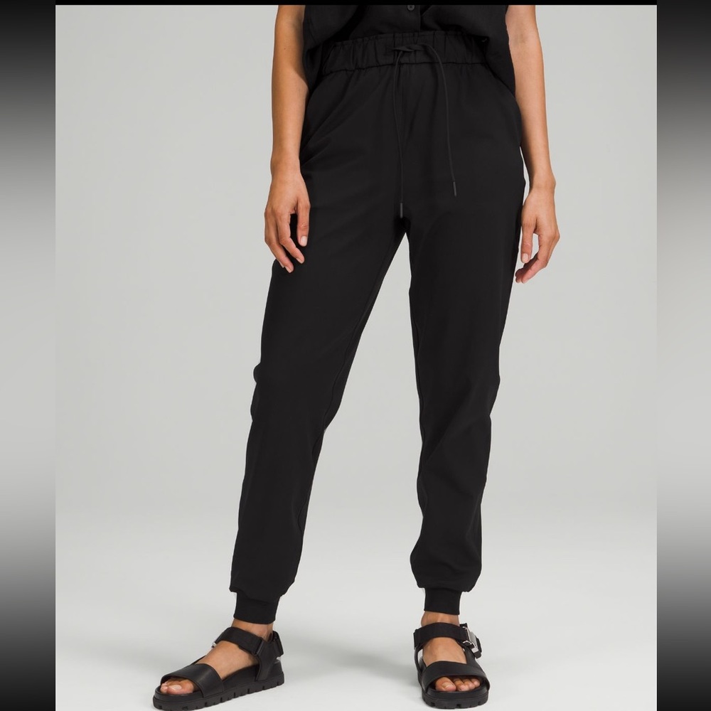 Lululemon Black Stretch High Rise Jogger